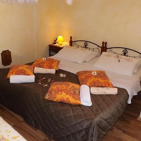 Apartament In With Wifi 853-2 *